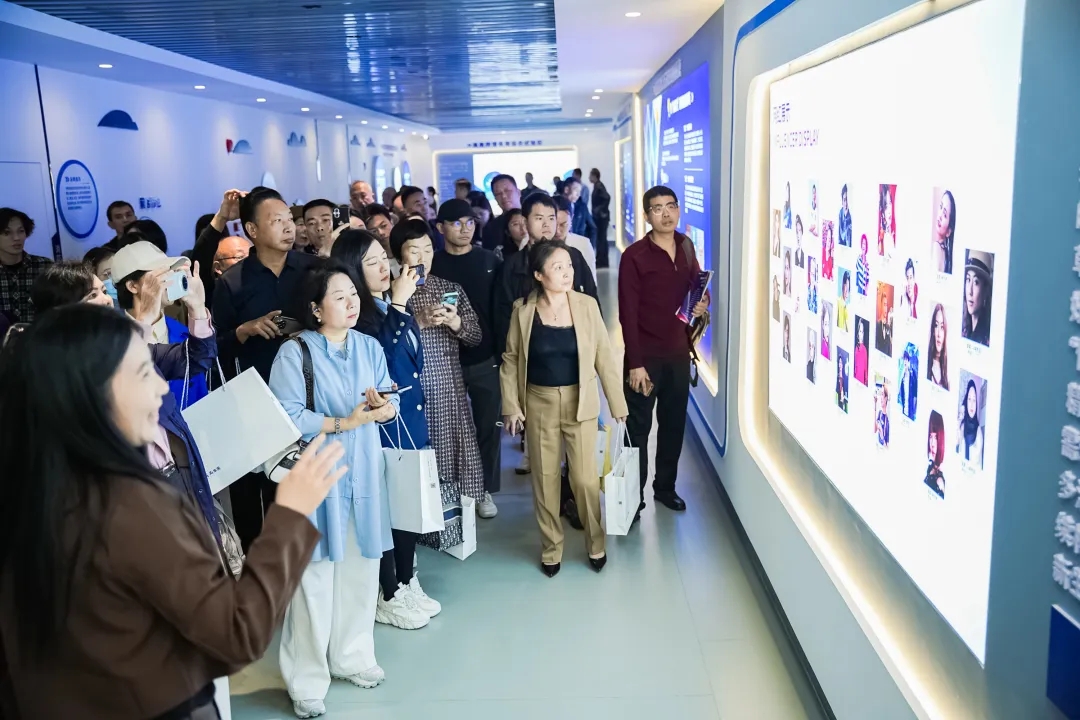 473a73fc82d1e1626c7322f3961d2e9a.jpg 473a73fc82d1e1626c7322f3961d2e9a.jpg