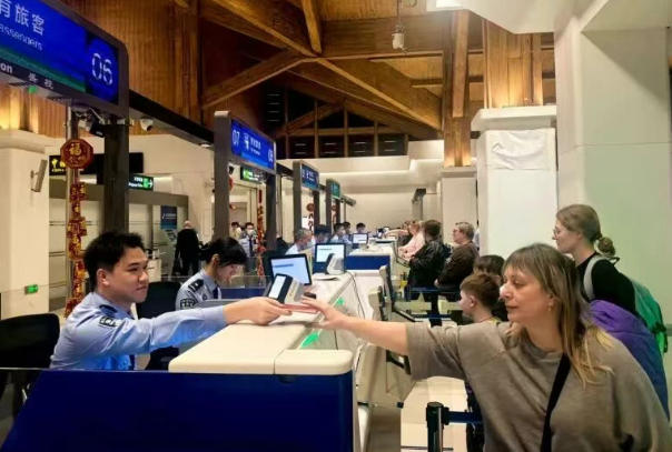 Strong Start: Hainan's Cross-Border Travel Up 31.8% in January